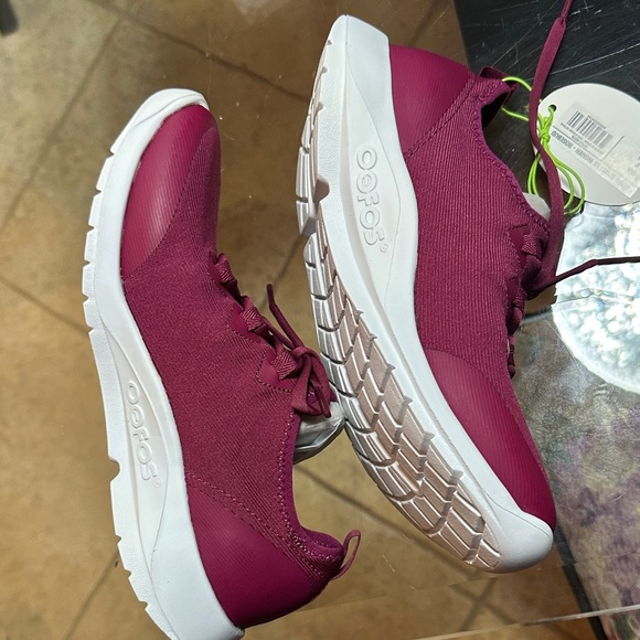 OOFOS Women's Sneakers OOMG sport slip on Rosebud Pink and Green - Picture 3 of 5